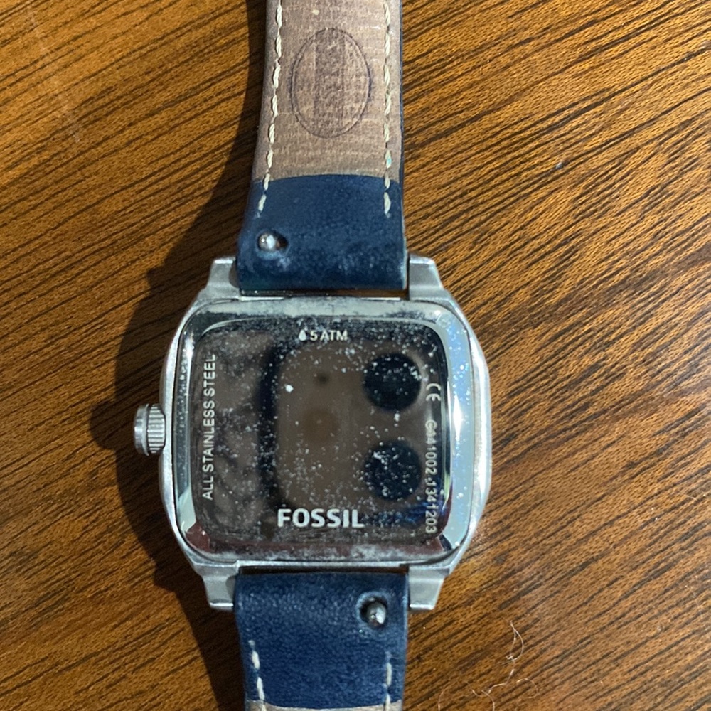 Fossil Watch - Picture 3 of 8